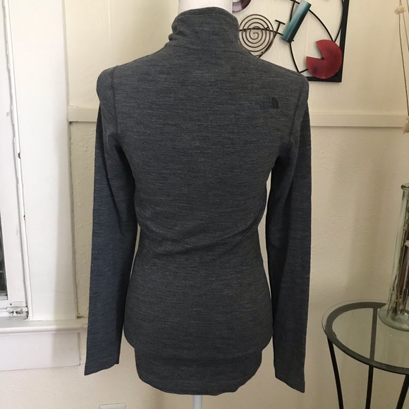 The north face sweater top - Picture 5 of 8